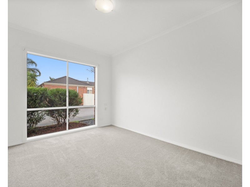 8/96 Botanical Grove, Doveton VIC 3177
