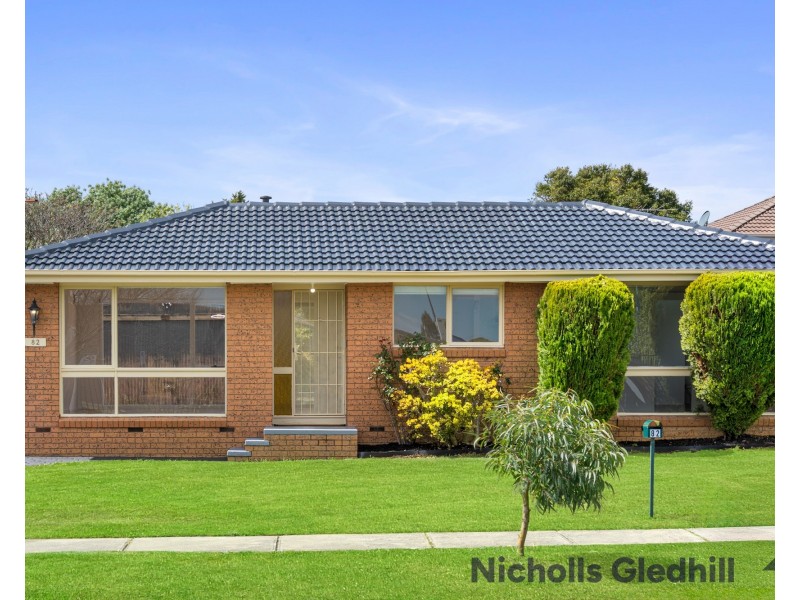 82 Scotsburn Way, Endeavour Hills VIC 3802