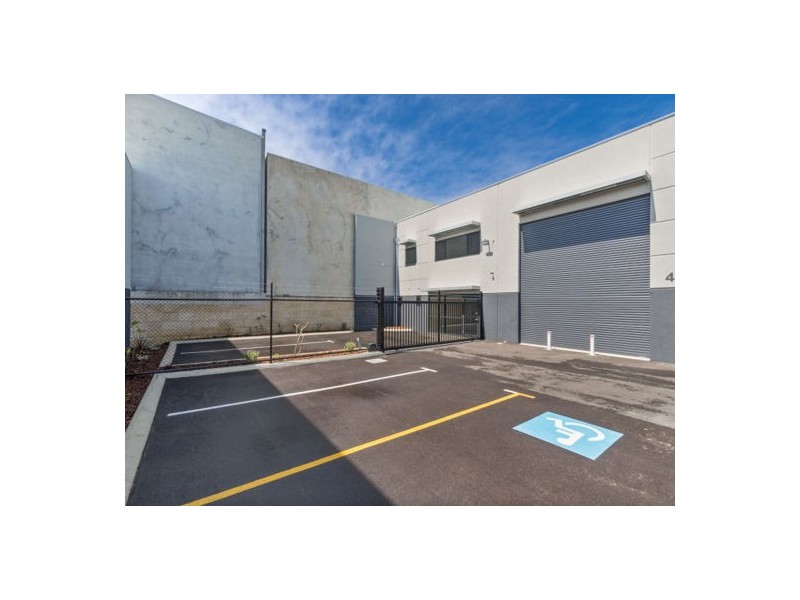 4/8 Murphy Street, O’connor WA 6163