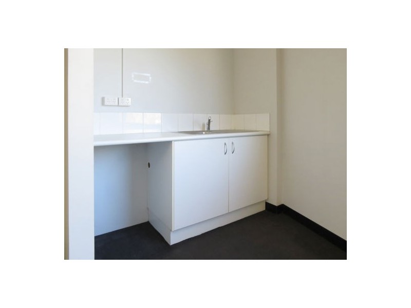 8/75 Miguel Road, Bibra Lake WA 6163