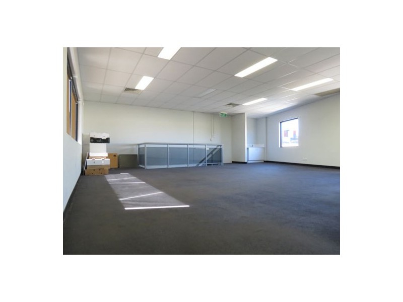 8/75 Miguel Road, Bibra Lake WA 6163