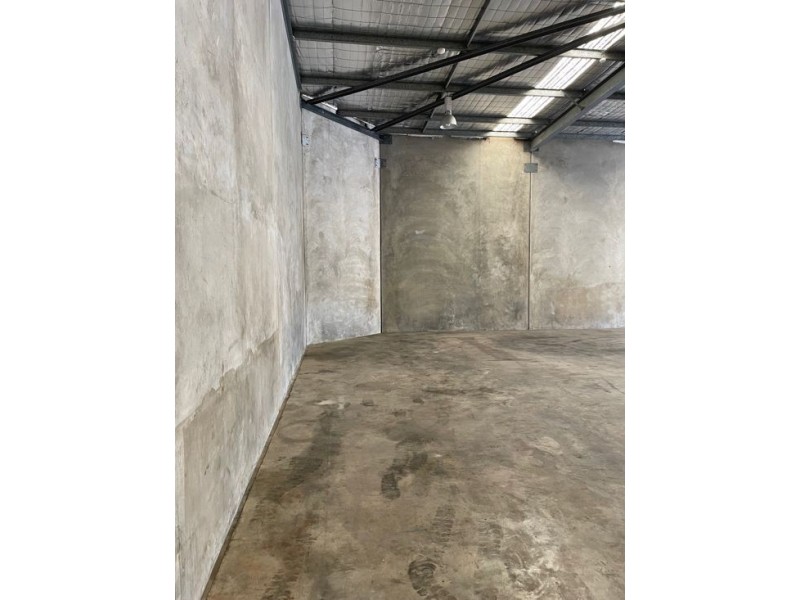 1/24 Dobra Road, Yangebup WA 6164