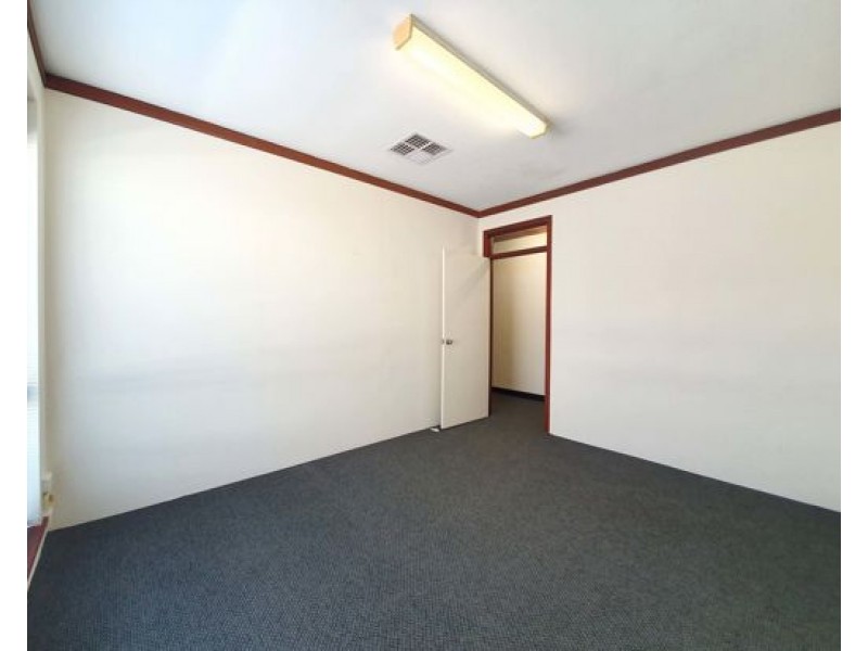 1/89 North Lake Road, Myaree WA 6154