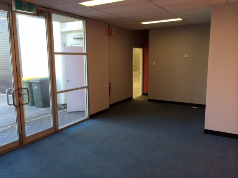 9/41 Discovery Drive, Bibra Lake WA 6163