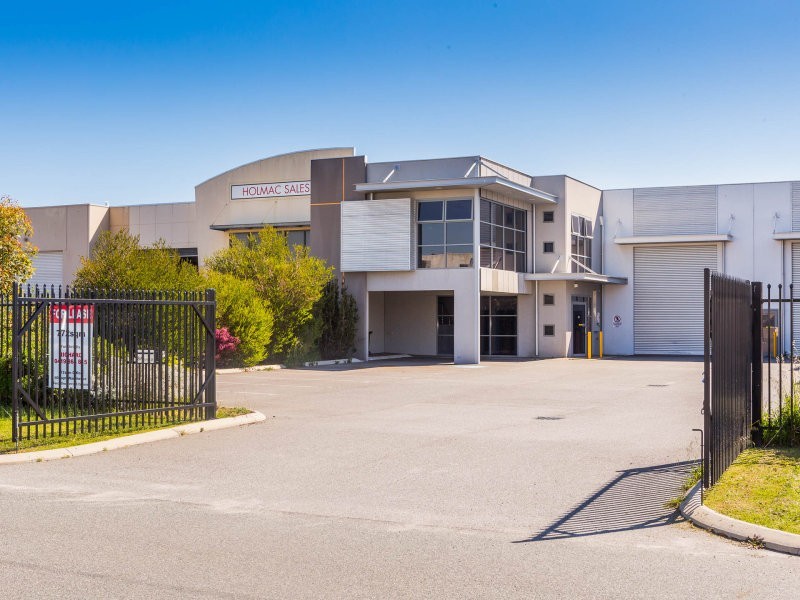 2/8 Baling Street, Cockburn Central WA 6164