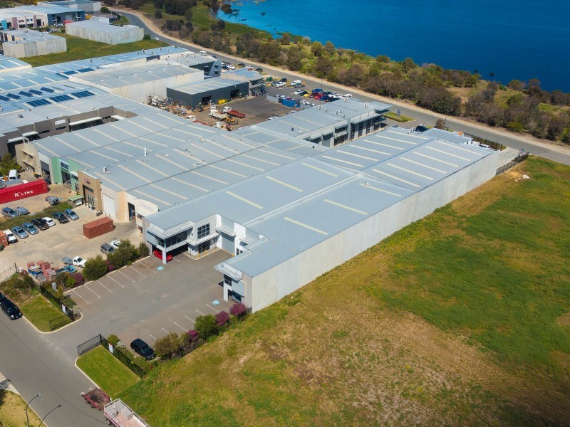 2/8 Baling Street, Cockburn Central WA 6164