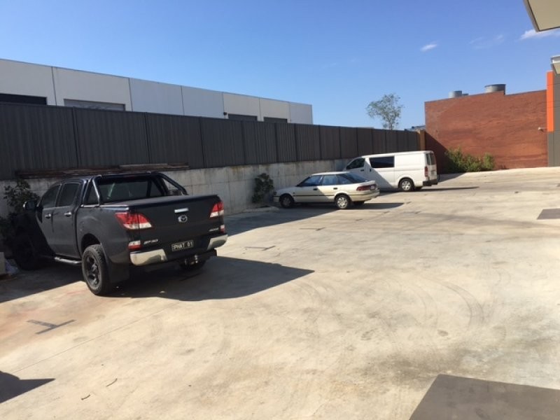 2/6 Munt Street, Bayswater WA 6053