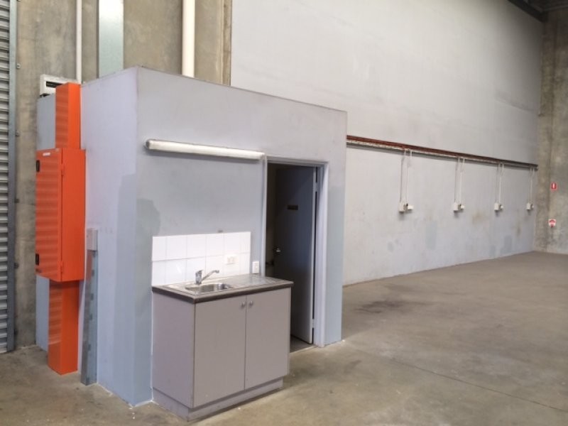 2/10 Cutting Way, Yangebup WA 6164