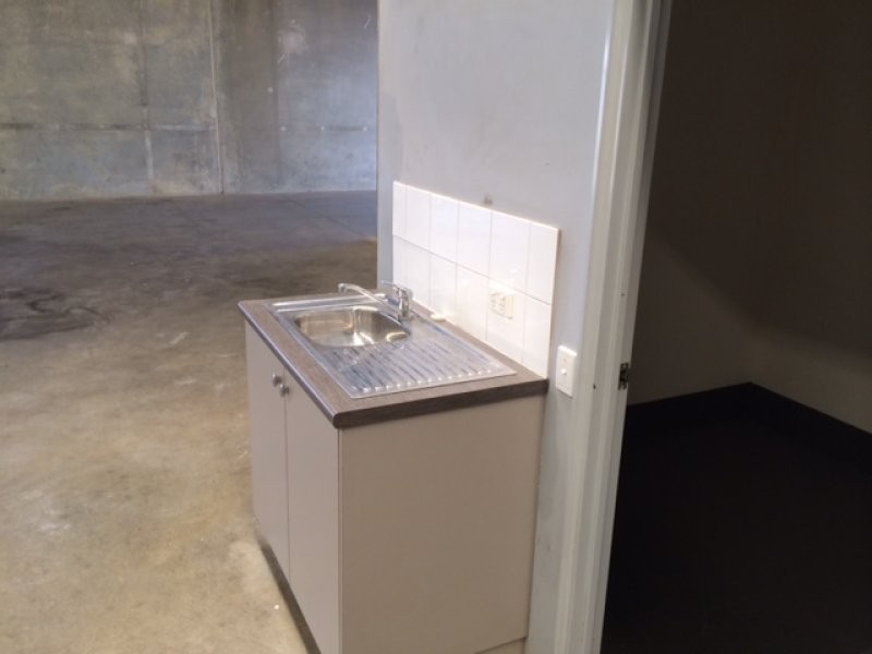 3/10 Cutting Way, Yangebup WA 6164