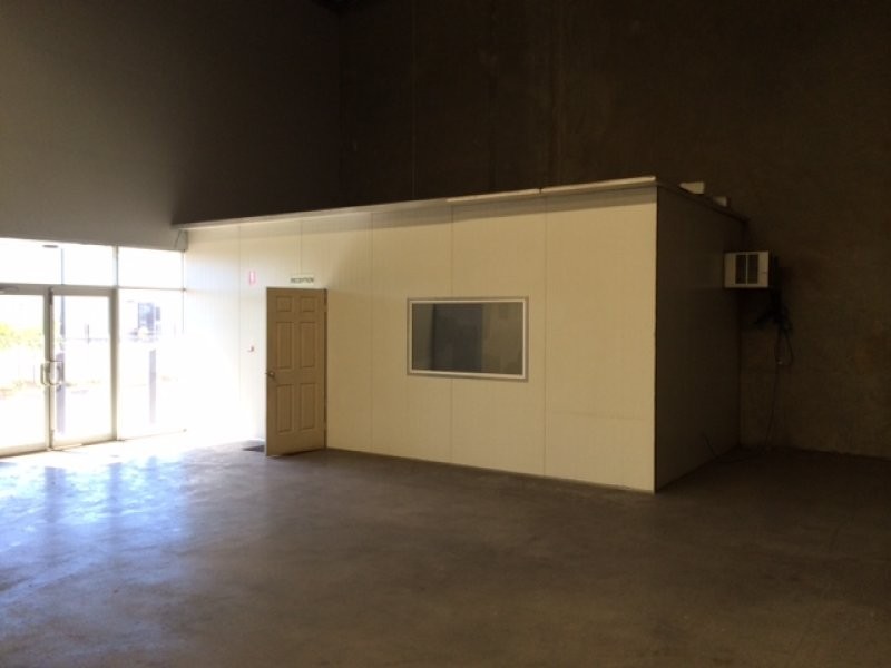 3/10 Cutting Way, Yangebup WA 6164