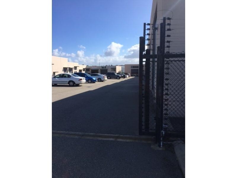 3/6 Quarimor Street, Bibra Lake WA 6163