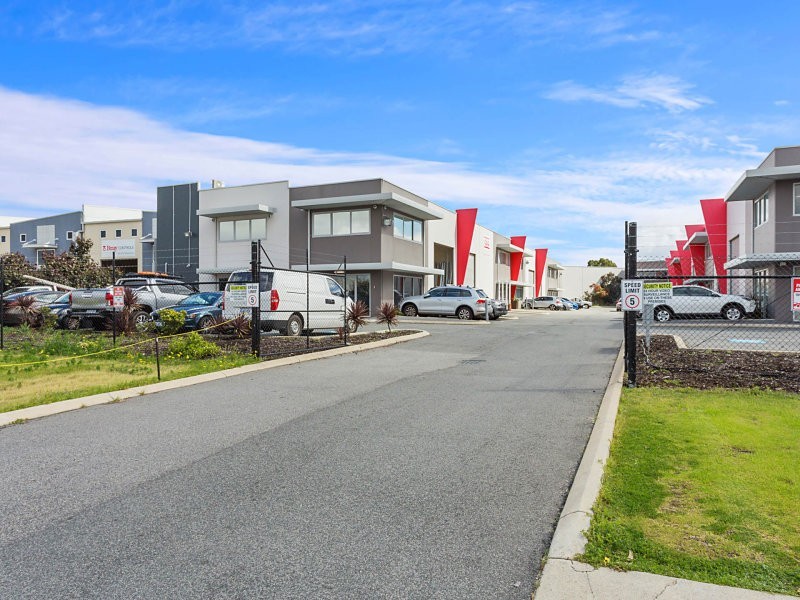 1/14 Merino Entrance, Cockburn Central WA 6164