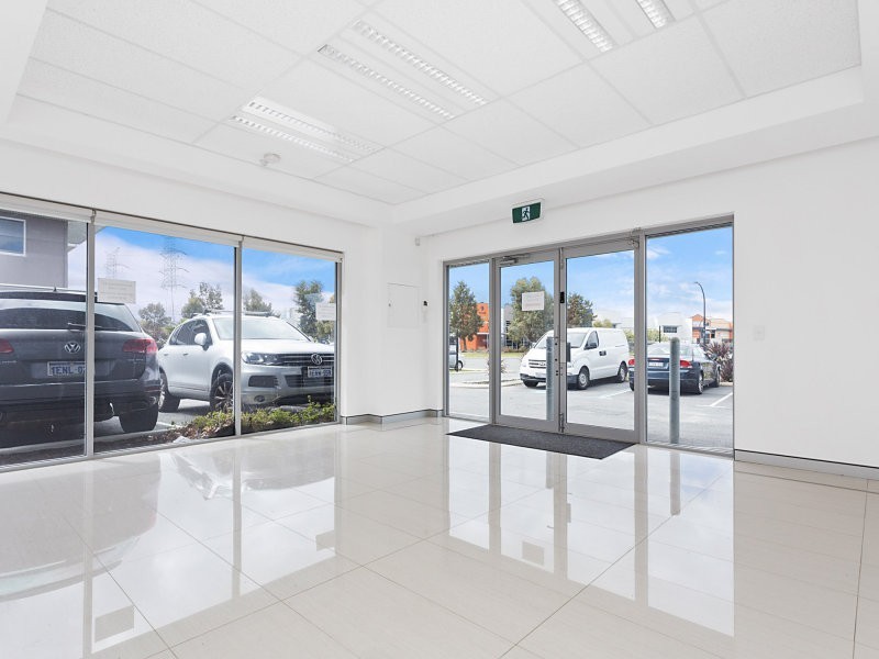 1/14 Merino Entrance, Cockburn Central WA 6164
