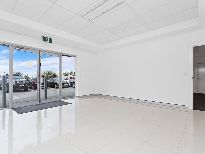 1/14 Merino Entrance, Cockburn Central WA 6164