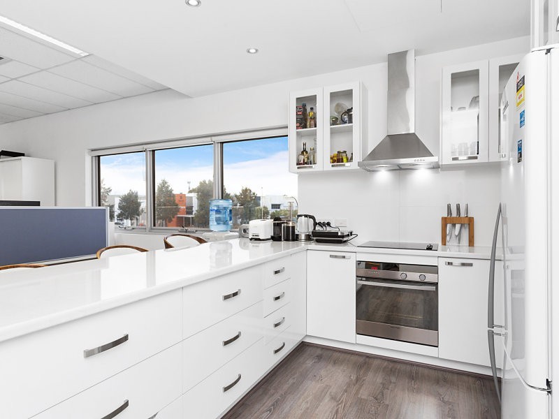 1/14 Merino Entrance, Cockburn Central WA 6164