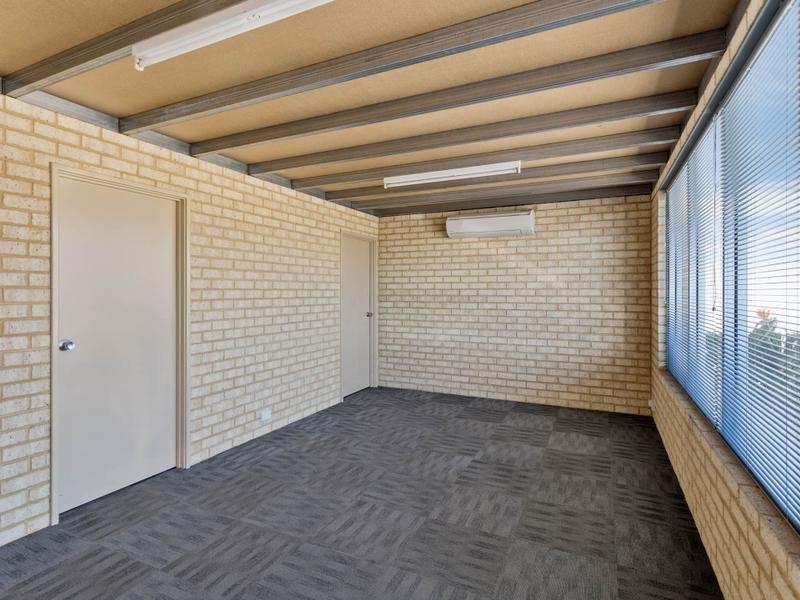 10 ParkinsonLane, O’connor WA 6163