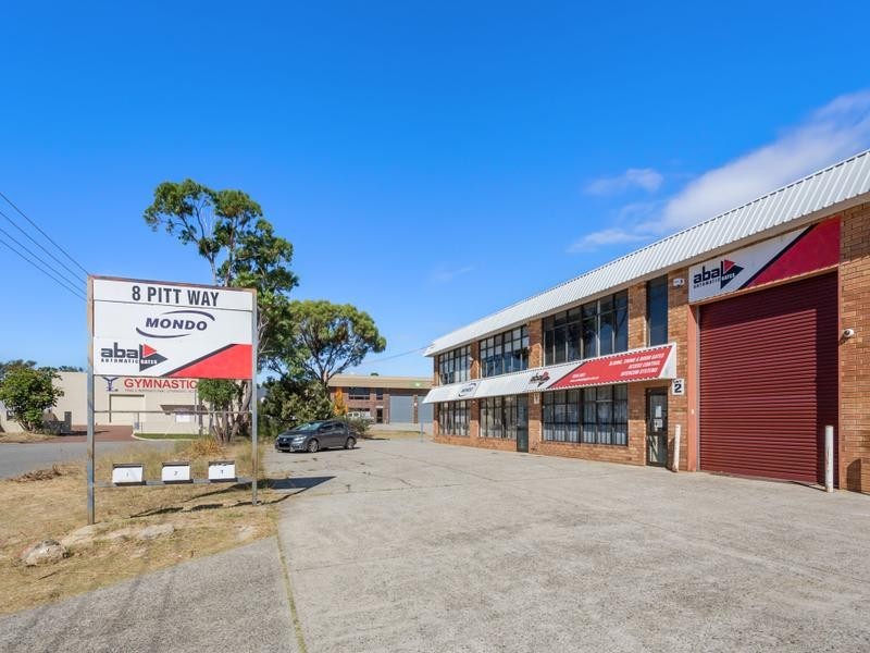 1/8 Pitt Way, Booragoon WA 6154