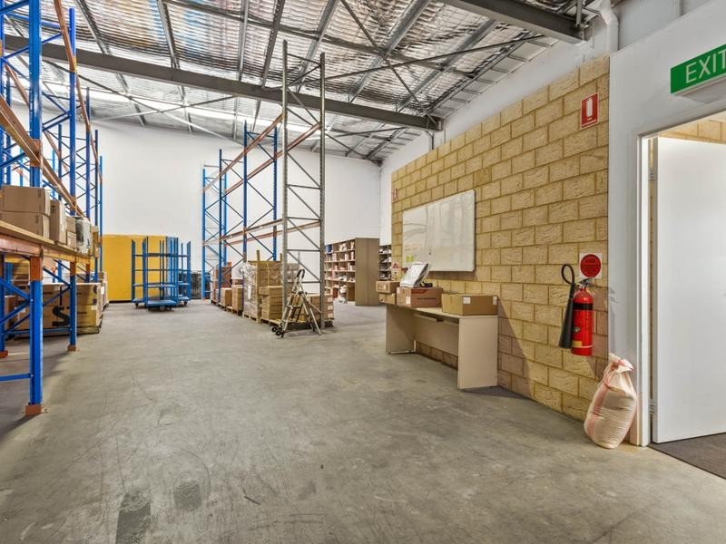 13/6 Quarimor Street, Bibra Lake WA 6163