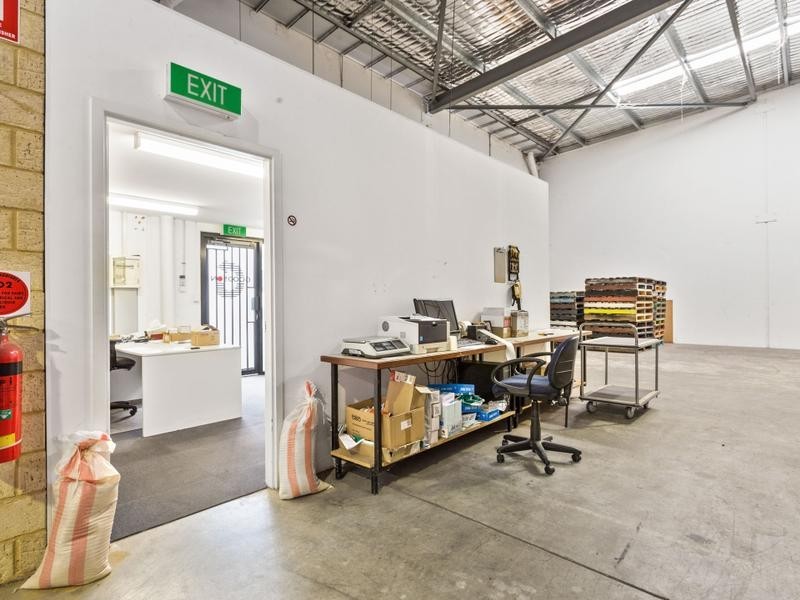 13/6 Quarimor Street, Bibra Lake WA 6163