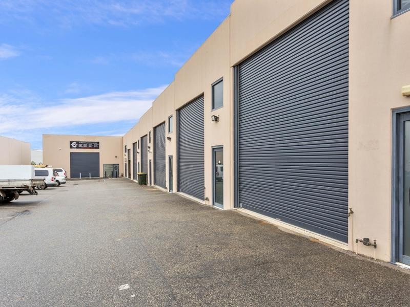 13/6 Quarimor Street, Bibra Lake WA 6163