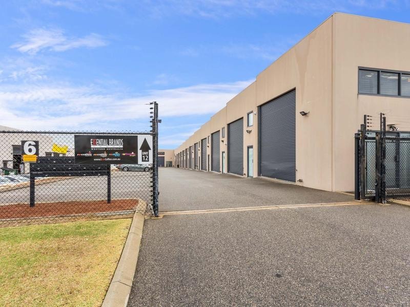 13/6 Quarimor Street, Bibra Lake WA 6163