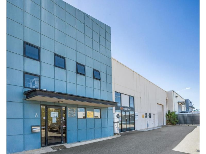 2/27 Clark Crt, Bibra Lake WA 6163