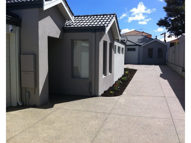 2/354 Canning Highway, Bicton WA 6157