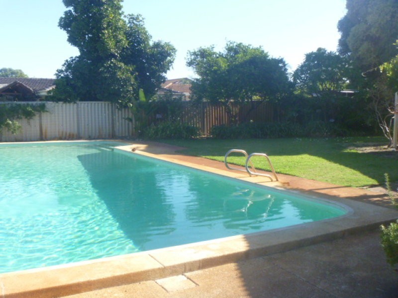 7 Candish Court, Booragoon WA 6154