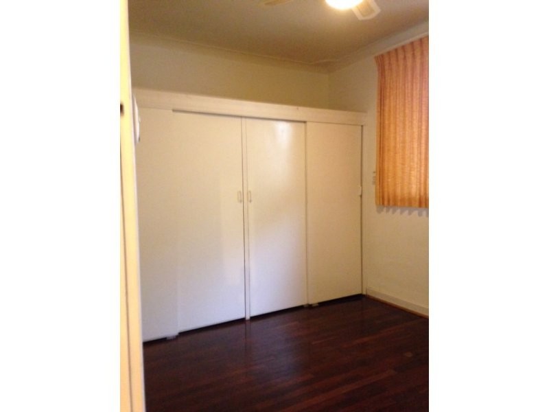 39 McLean Street, Melville WA 6156