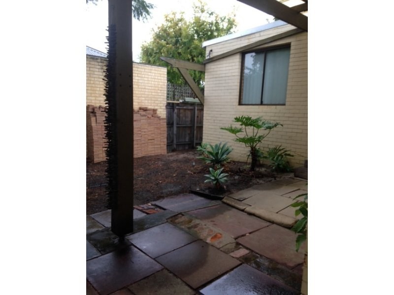 39 McLean Street, Melville WA 6156