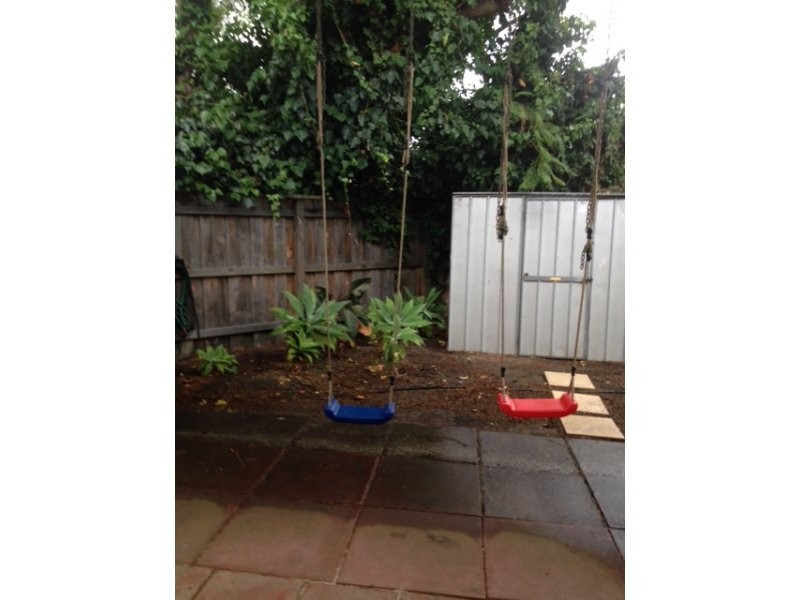 39 McLean Street, Melville WA 6156