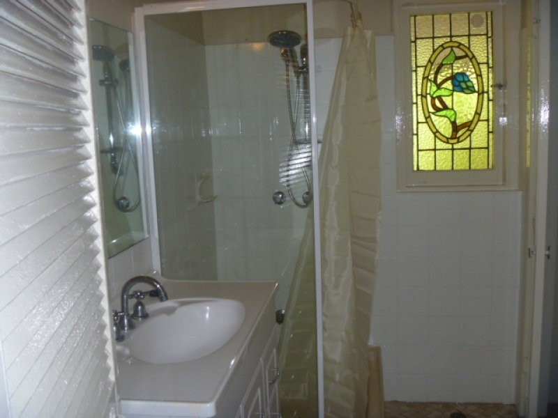 27 Tweedale Road, Applecross WA 6153