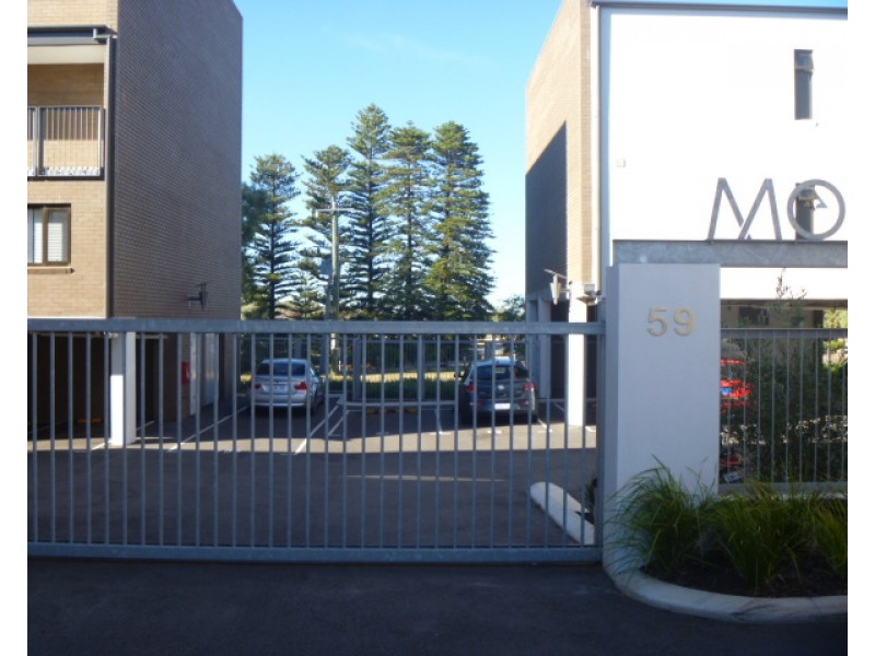 106/57 Breaksea Drive, North Coogee WA 6163