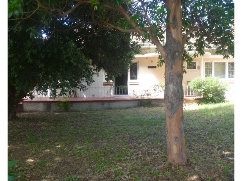 27 Tweeddale Road, Applecross WA 6153