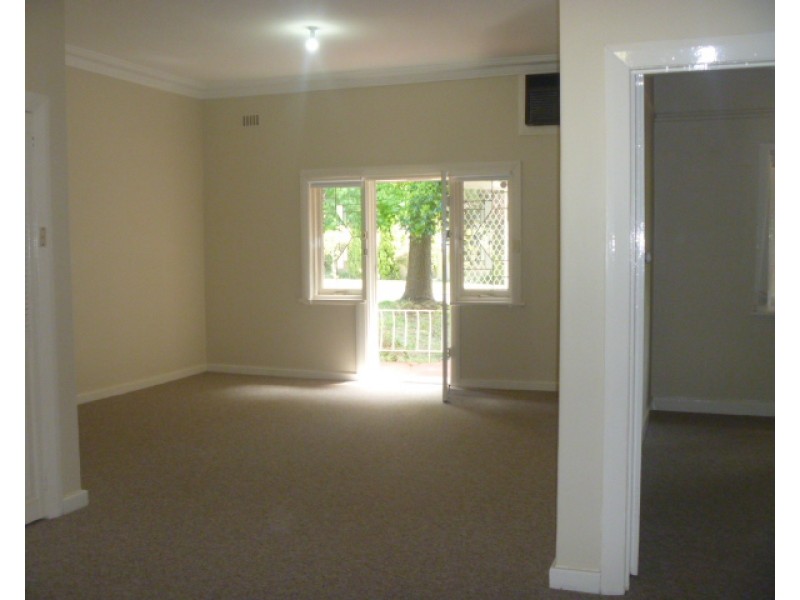 27 Tweeddale Road, Applecross WA 6153