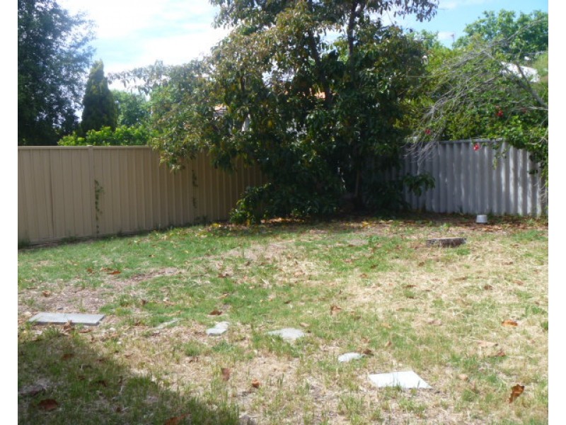 27 Tweeddale Road, Applecross WA 6153