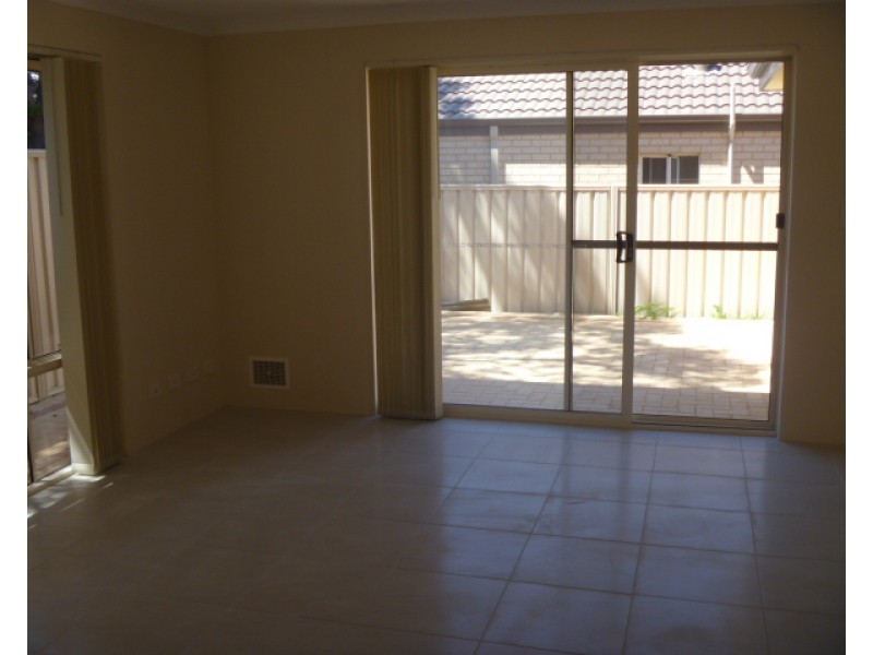 1/58 Bert Street, Gosnells WA 6110