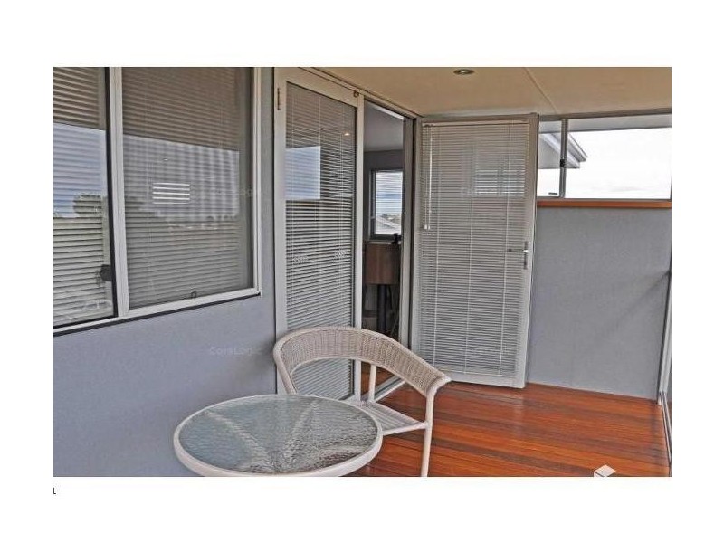 17 Noel Street, Hilton WA 6163
