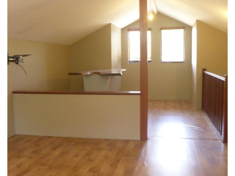 11 Lurnea Place, Karawara WA 6152