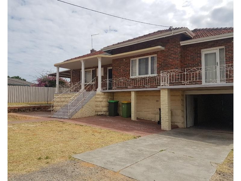 40 Blackwood Avenue, Hamilton Hill WA 6163