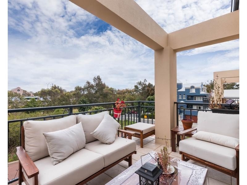 7/50 Victory Terrace, East Perth WA 6004