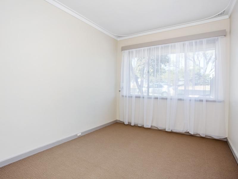 375 Russell Road, Munster WA 6166