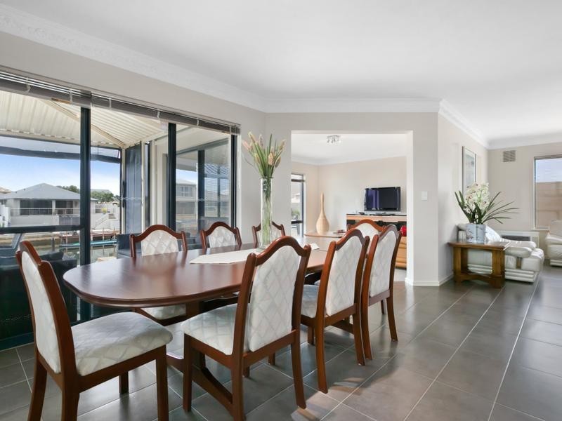 58 Avocet Island Quays, Wannanup WA 6210