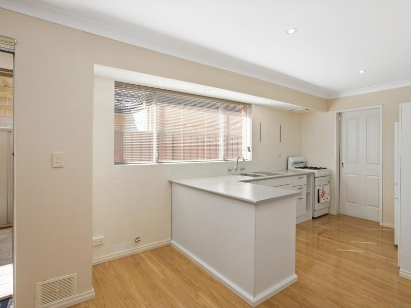 26 Agincourt Drive, Forrestfield WA 6058