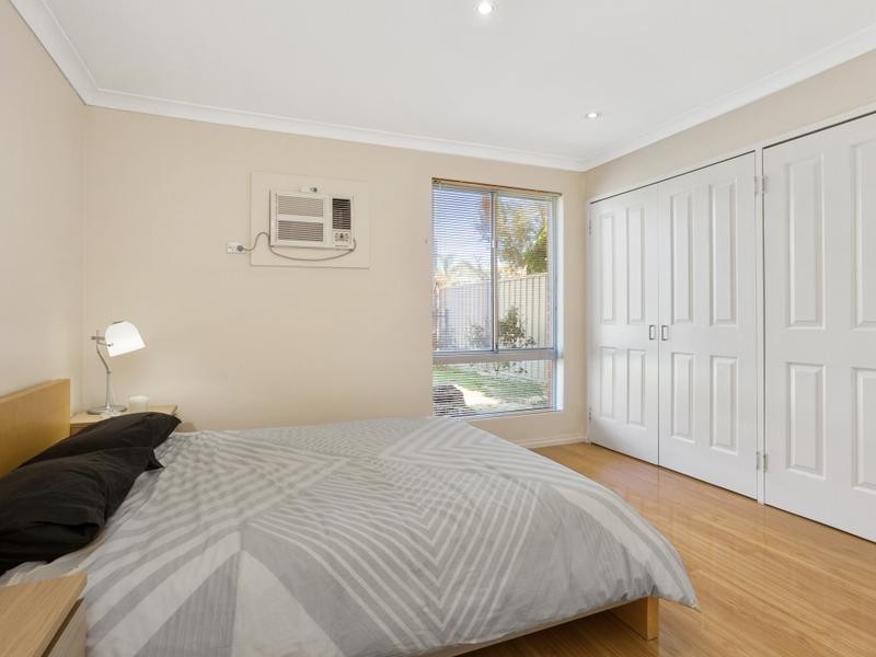 26 Agincourt Drive, Forrestfield WA 6058