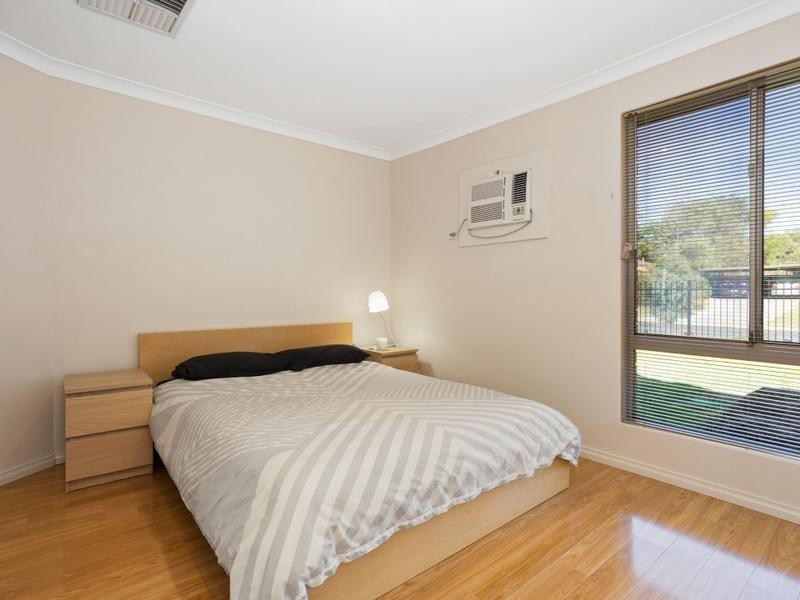 26 Agincourt Drive, Forrestfield WA 6058