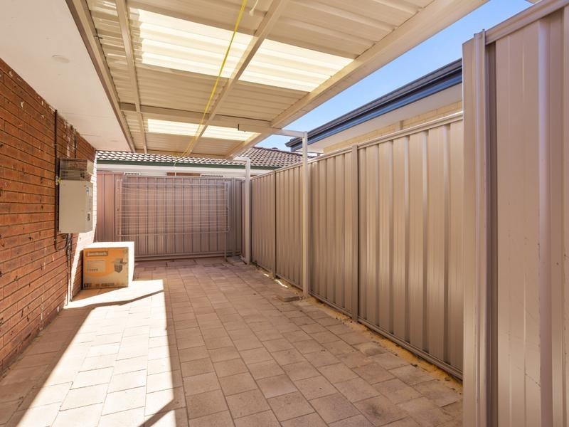 26 Agincourt Drive, Forrestfield WA 6058