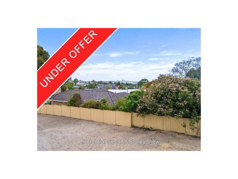 28B Challenger Place, Melville WA 6156