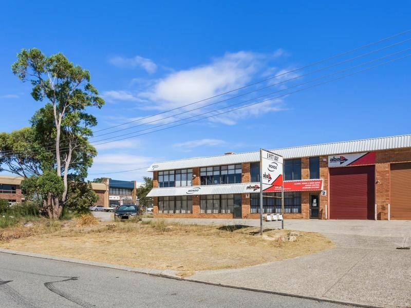 1/8 Pitt Way, Booragoon WA 6154