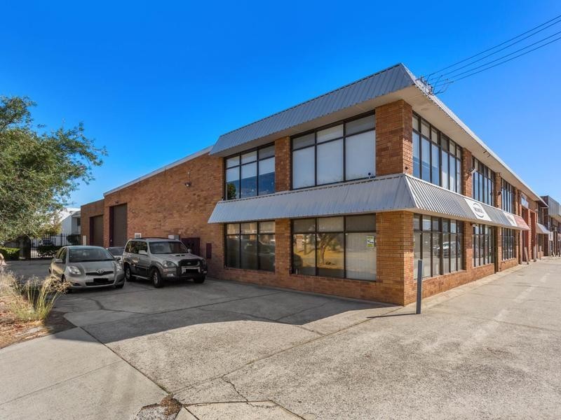 1/8 Pitt Way, Booragoon WA 6154